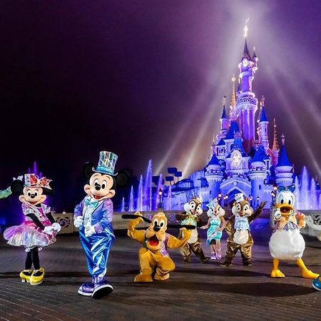 Suite Maximilien Near Disneyland بوسي سان جورْج المظهر الخارجي الصورة