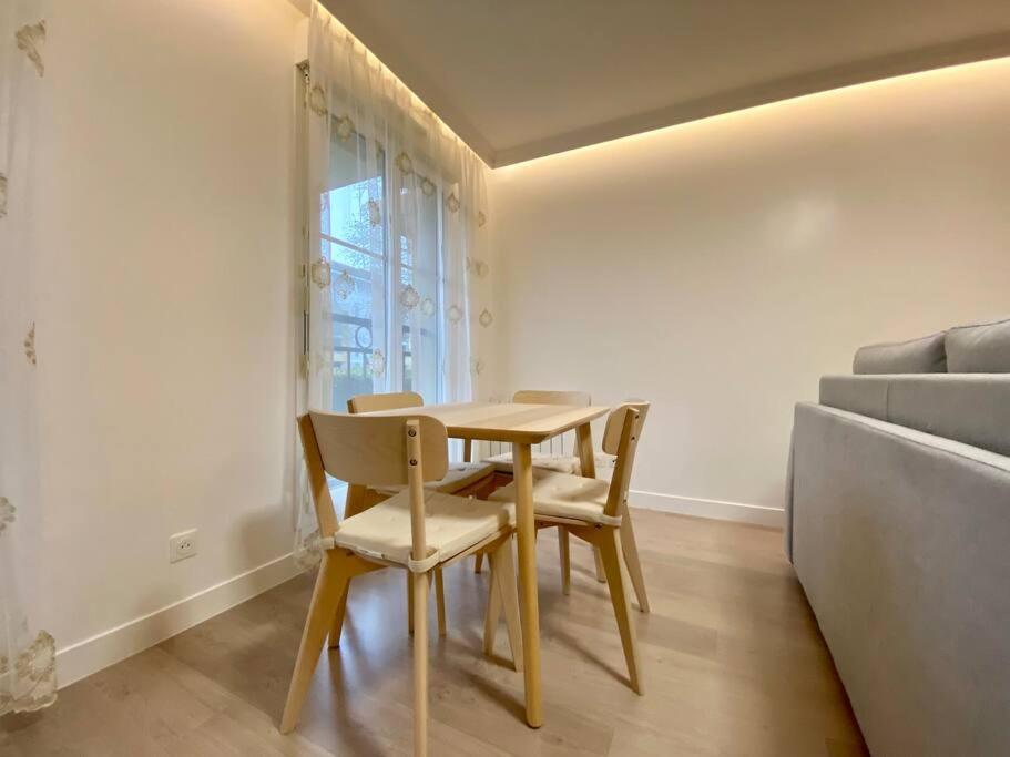 Suite Maximilien Near Disneyland بوسي سان جورْج المظهر الخارجي الصورة